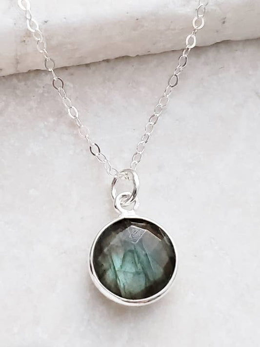 Silver Round Labradorite Necklace