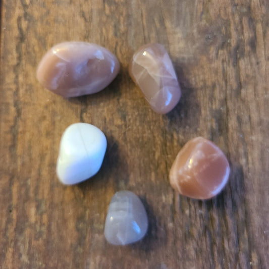 Moonstone Tumbled Stone